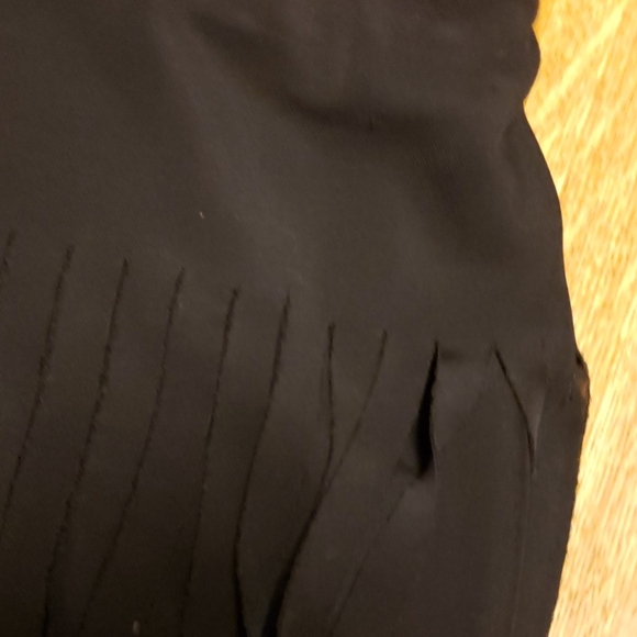 Cache knit fringe black mini skirt sz 4 - Picture 3 of 3